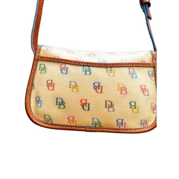 VINTAGE DOONEY & BOURKE HAND OR SHOULDER BAG - Picture 2 of 10